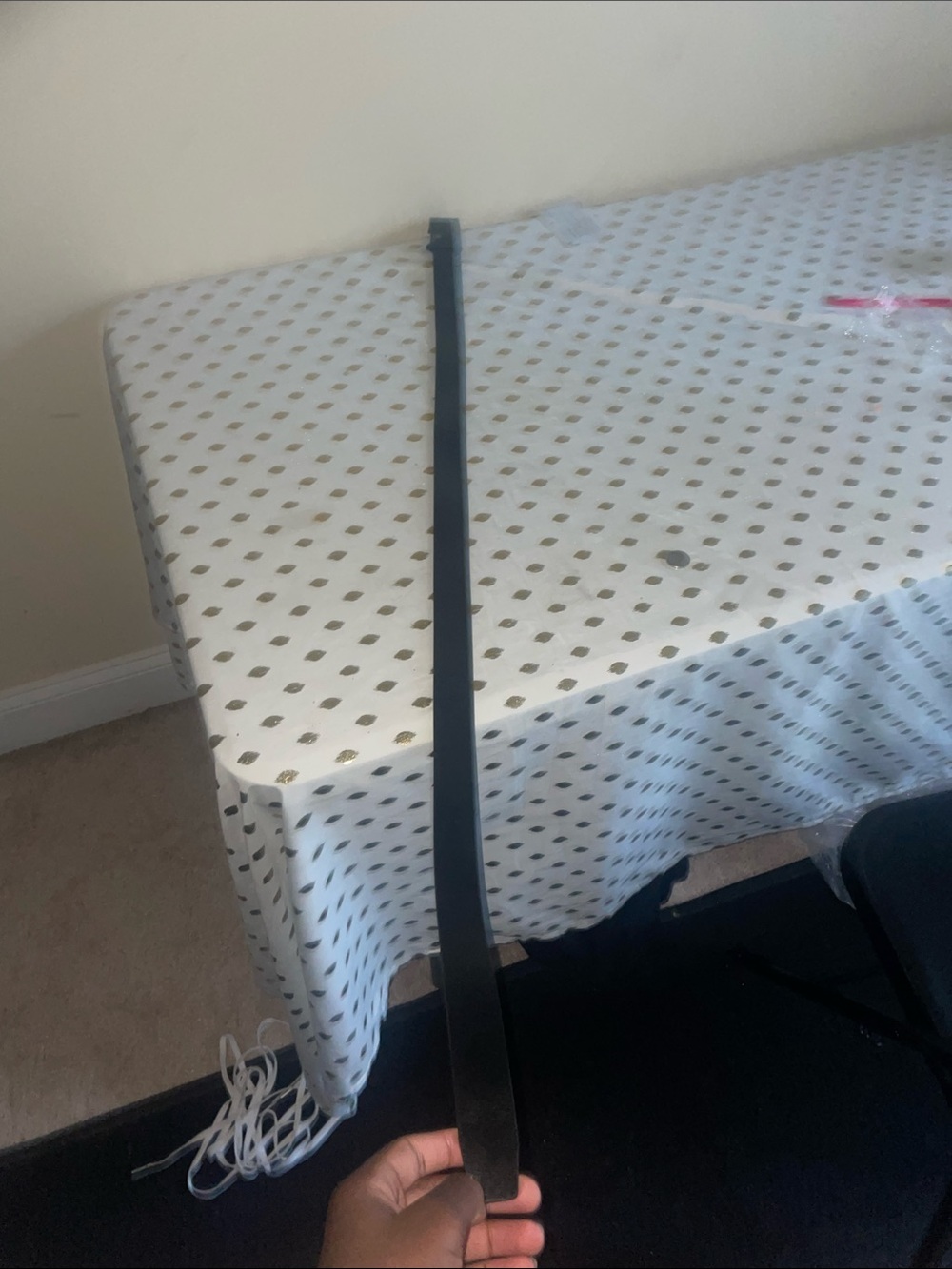 Calvin Klein Black Tabletop Cake Knife Server